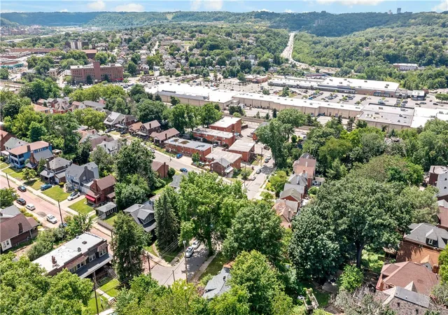 Photo 34 of Sale Pending at 141 Lacrosse St, Edgewood, PA 15218 | MLS# 1769349 | Listing updated on 2026-08-15