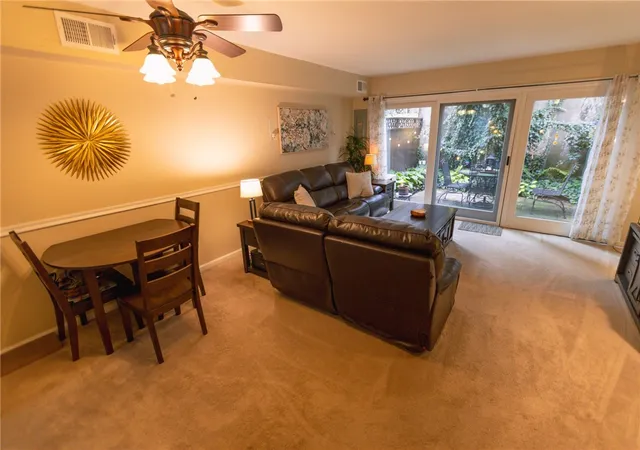 Photo 4 of Condo for sale at 450 Country View Ct, Pennsbury, PA 15205 | MLS# 1769466 | Listing updated on 2026-08-13