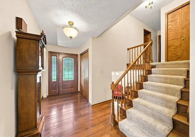 Photo 3 of Single family home for sale at 241 Catalina Dr, Neshannock Twp, PA 16105 | MLS# 1769198 | Listing updated on 2026-08-17
