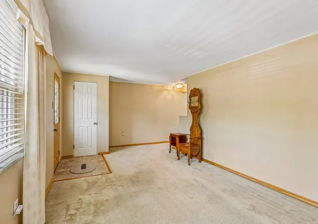 Photo 3 of Sale Pending at 2727 Louisiana Ave, Dormont, PA 15216 | MLS# 1769483 | Listing updated on 2026-10-02