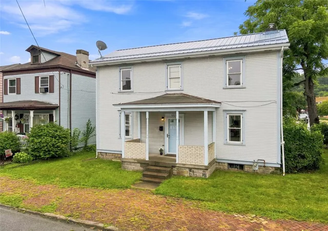 Photo 3 of Single family home for sale at 1026 Washington Ave, Monaca, PA 15061 | MLS# 1769433 | Listing updated on 2026-08-12