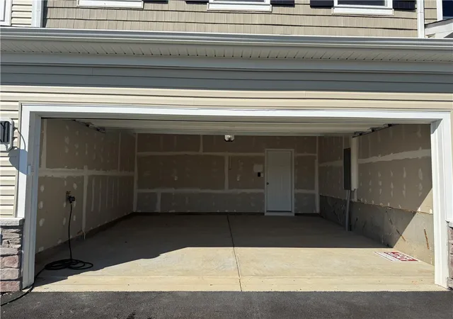 Photo 2 of Townhouse for sale at 1001 Darcy Dr, Middlesex Twp, PA 16059 | MLS# 1769592 | Listing updated on 2026-08-19