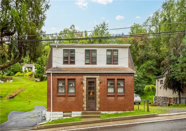 Photo 2 of Sale Pending at 6611 Library Rd, South Park, PA 15129 | MLS# 1769092 | Listing updated on 2026-08-25