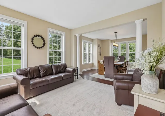 Photo 5 of Single family home for sale at 406 Magnolia Ct, Pine Twp, PA 15090 | MLS# 1769603 | Listing updated on 2026-08-12
