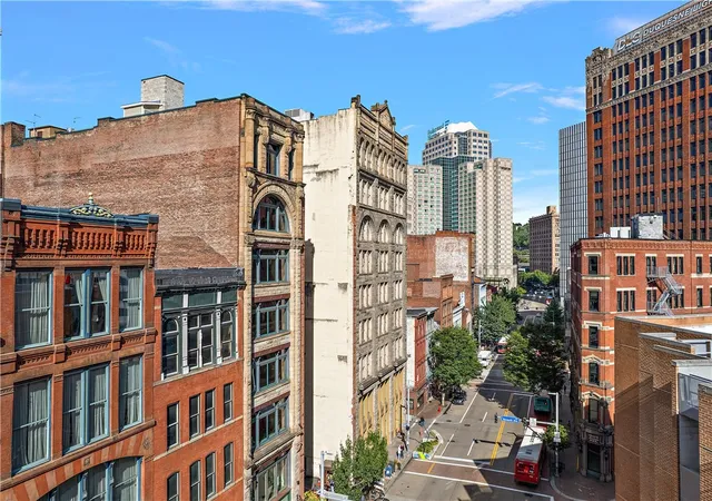 Photo 4 of Condo for sale at 915 Liberty Ave #501, Downtown Pgh, PA 15222 | MLS# 1769601 | Listing updated on 2026-08-12