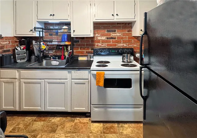 Photo 4 of Sale Pending at 2006 Lafayette St, Swissvale, PA 15218 | MLS# 1769245 | Listing updated on 2026-08-21