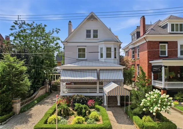 Photo 3 of Single family home for sale at 209 Virginia Ave, Aspinwall, PA 15215 | MLS# 1769480 | Listing updated on 2026-08-25