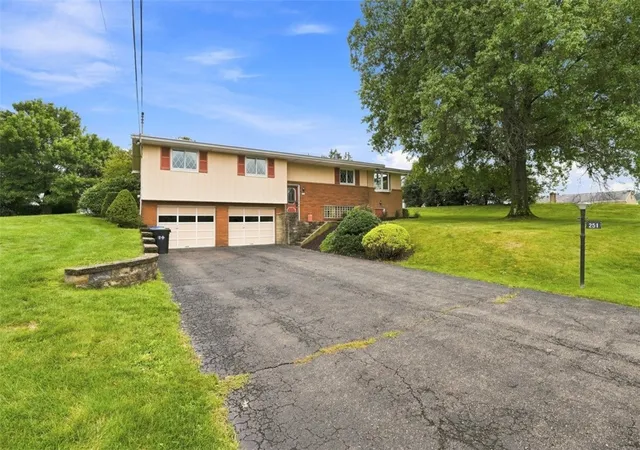 Photo 2 of Single family home for sale at 251 Alcott Dr, Ohio Twp, PA 15143 | MLS# 1769625 | Listing updated on 2026-08-27