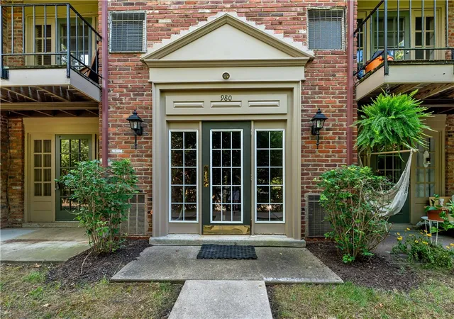 Photo 1 of Condo for sale at 980 Chatham Park Dr #K, Scott Twp, PA 15216 | MLS# 1764993 | Listing updated on 2026-08-27