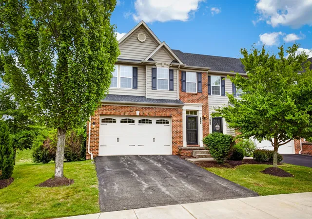 Photo 1 of Townhouse for sale at 700 Rosecliff Rd, Pine Twp, PA 15090 | MLS# 1769698 | Listing updated on 2026-08-13