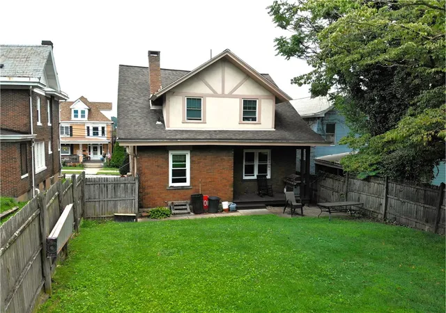 Photo 2 of Sale Pending at 304 N 2nd Street, Jeannette, PA 15644 | MLS# 1769608 | Listing updated on 2026-08-28
