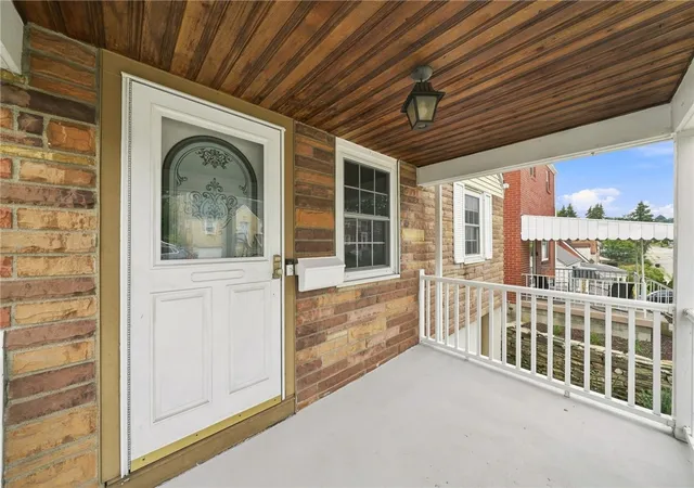 Photo 2 of Sale Pending at 744 Mayville Ave, Brookline, PA 15226 | MLS# 1769702 | Listing updated on 2026-08-21