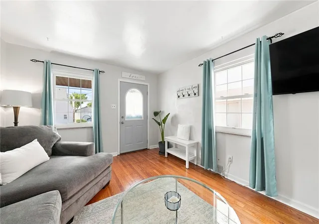 Photo 4 of Sale Pending at 744 Mayville Ave, Brookline, PA 15226 | MLS# 1769702 | Listing updated on 2026-08-21
