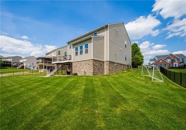 Photo 3 of Single family home for sale at 2087 Majestic Dr, North Strabane, PA 15317 | MLS# 1769704 | Listing updated on 2026-09-17