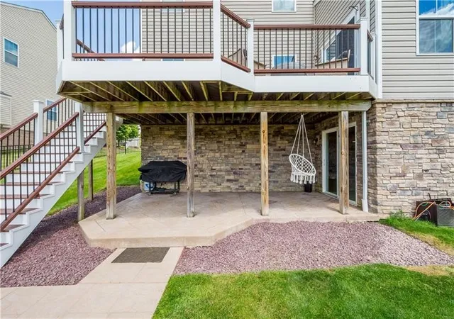 Photo 4 of Single family home for sale at 2087 Majestic Dr, North Strabane, PA 15317 | MLS# 1769704 | Listing updated on 2026-09-17