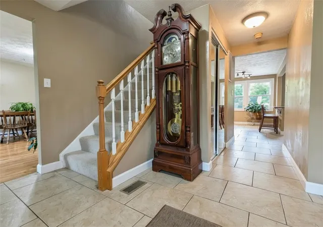 Photo 4 of Sale Pending at 5951 Dalmation Dr, Bethel Park, PA 15102 | MLS# 1769718 | Listing updated on 2026-09-21