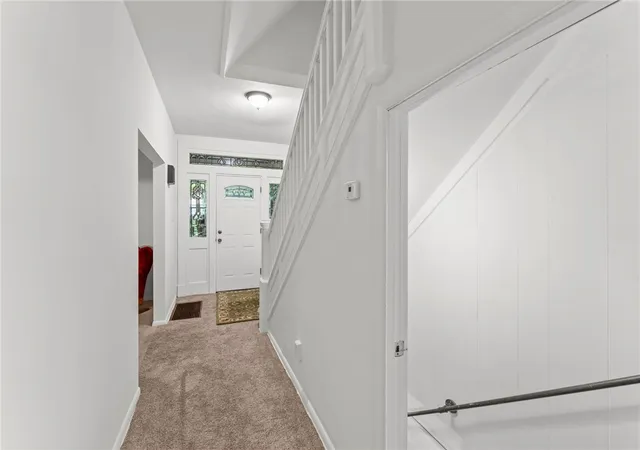 Photo 3 of Single family home for sale at 323 Hallock St, Mt Washington, PA 15211 | MLS# 1769694 | Listing updated on 2026-08-22