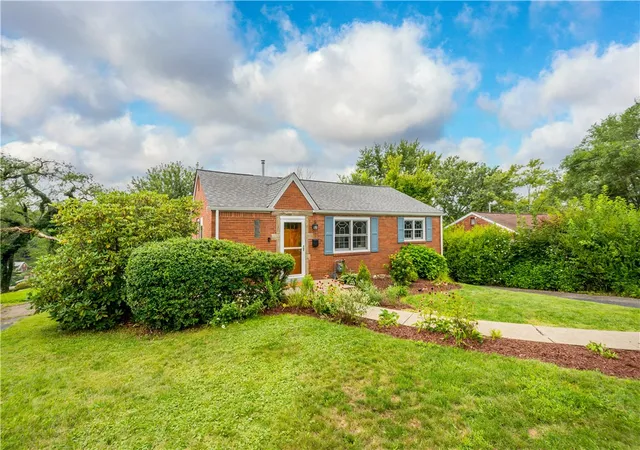 Photo 42 of Sale Pending at 524 Chessbriar Dr, Bethel Park, PA 15102 | MLS# 1769334 | Listing updated on 2026-10-06