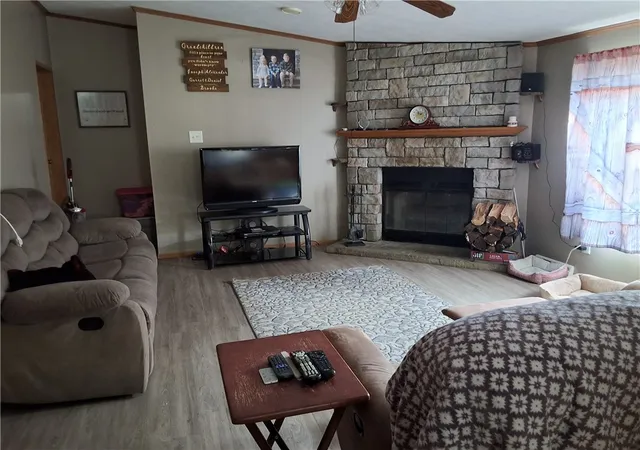 Photo 2 of Sale Pending at 425 Purdy Rd, Hanover Twp, PA 15021 | MLS# 1769282 | Listing updated on 2026-08-18