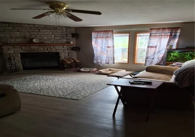 Photo 3 of Sale Pending at 425 Purdy Rd, Hanover Twp, PA 15021 | MLS# 1769282 | Listing updated on 2026-08-18