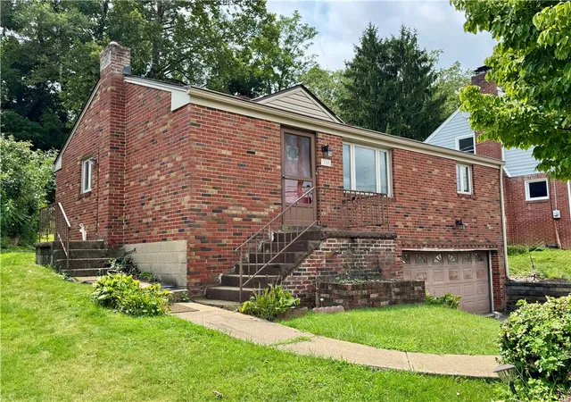 Photo 28 of Single family home for sale at 118 Sunrise Dr, Pleasant Hills, PA 15236 | MLS# 1769818 | Listing updated on 2026-08-28