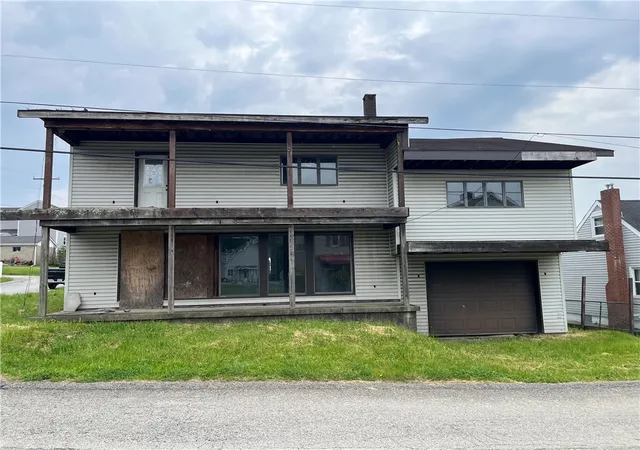 Photo 1 of Single family home for sale at 346 Hill St, Belle Vernon, PA 15012 | MLS# 1769839 | Listing updated on 2026-08-14