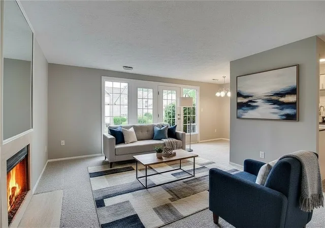 Photo 3 of Sale Pending at 2 Greenwich Ct, Oakmont, PA 15139 | MLS# 1769882 | Listing updated on 2026-08-22