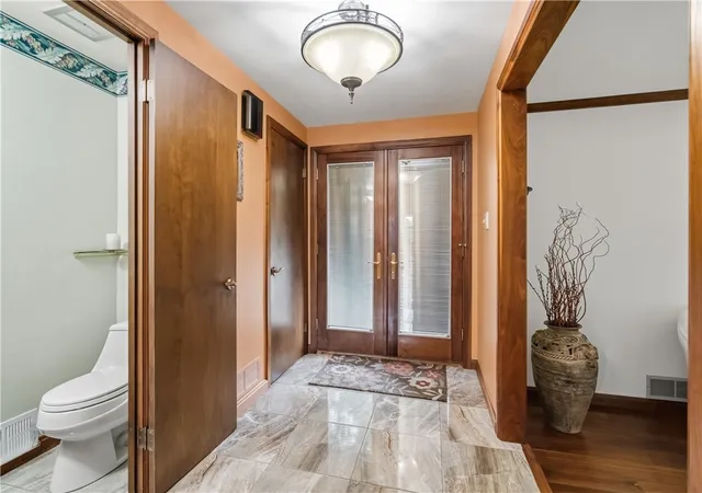 Photo 3 of Sale Pending at 1107 Mohawk Rd, South Fayette, PA 15057 | MLS# 1769878 | Listing updated on 2026-08-19