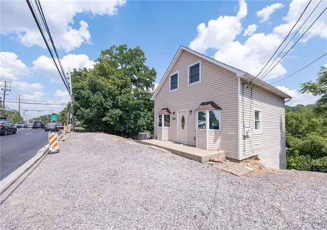 Photo 1 of Single family home for sale at 1214 Washington Pike, Collier Twp, PA 15017 | MLS# 1769616 | Listing updated on 2026-08-14