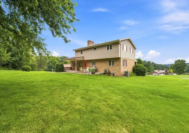 Photo 4 of Single family home for sale at 111 Paula Dr, Center Twp, PA 15001 | MLS# 1769896 | Listing updated on 2026-08-18