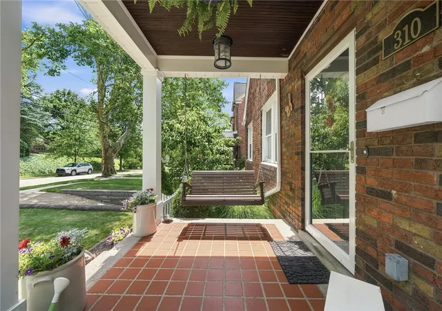 Photo 3 of Single family home for sale at 310 Morrison Dr, Mt Lebanon, PA 15216 | MLS# 1769910 | Listing updated on 2026-08-23