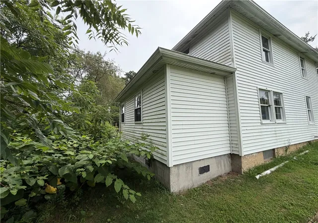 Photo 4 of Sale Pending at 45 Vellesig Rd, Shelocta, PA 15774 | MLS# 1769908 | Listing updated on 2026-08-24