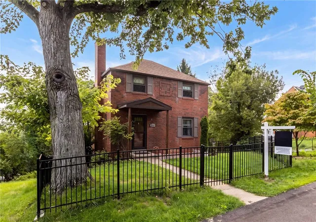 Photo 2 of Single family home for sale at 2402 Hillview St, Overbrook, PA 15234 | MLS# 1769895 | Listing updated on 2026-08-14