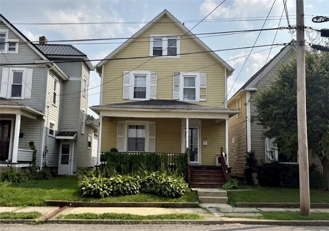 Photo 1 of Sale Pending at 319 Wayne Ave, Ellwood City, PA 16117 | MLS# 1769875 | Listing updated on 2026-08-24