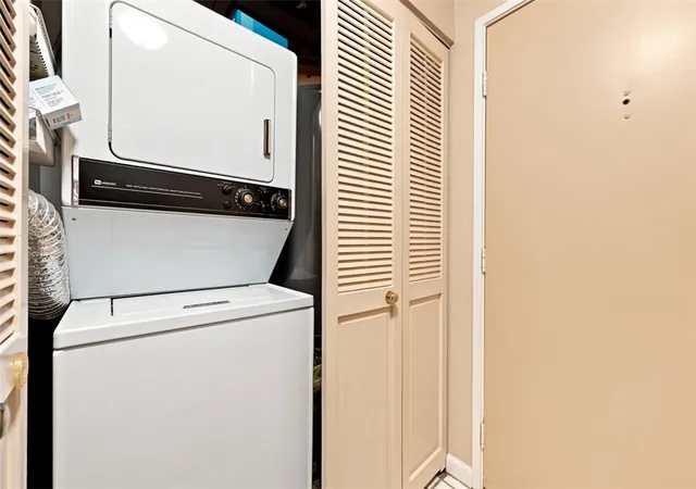 Photo 2 of Condo for sale at 1500 Cochran Rd #409, Scott Twp, PA 15243 | MLS# 1769813 | Listing updated on 2026-08-15
