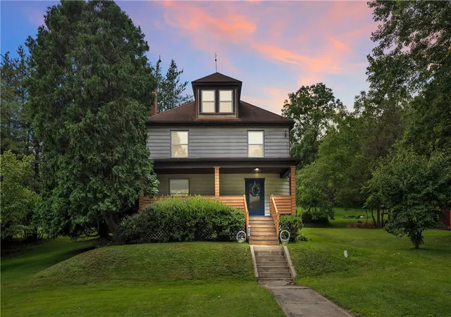 Photo 1 of Single family home for sale at 1262 Hancock Ave, Vandergrift, PA 15690 | MLS# 1768392 | Listing updated on 2026-09-20