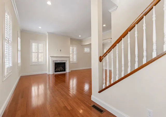 Photo 3 of Single family home for sale at 250 2nd Street, Oakmont, PA 15139 | MLS# 1770009 | Listing updated on 2026-08-20