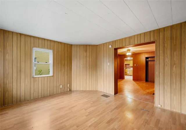 Listing Photo 5 - Condo for sale in building located at 719 Frederick St, McKees Rocks, PA 15136