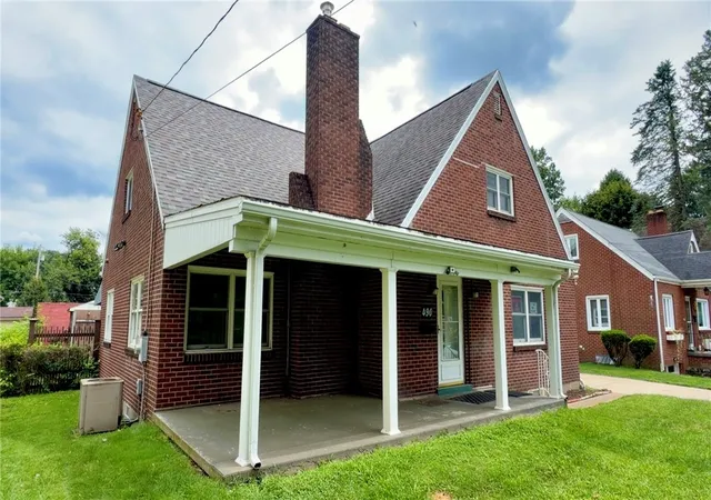 Photo 3 of Sale Pending at 490 5th Avenue, New Kensington, PA 15068 | MLS# 1769957 | Listing updated on 2026-08-28