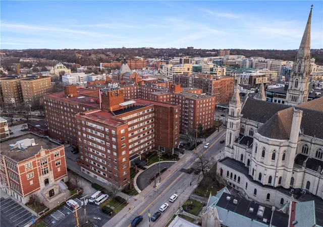Photo 40 of Condo for sale at 128 N Craig St #902, Oakland, PA 15213 | MLS# 1769974 | Listing updated on 2026-08-19