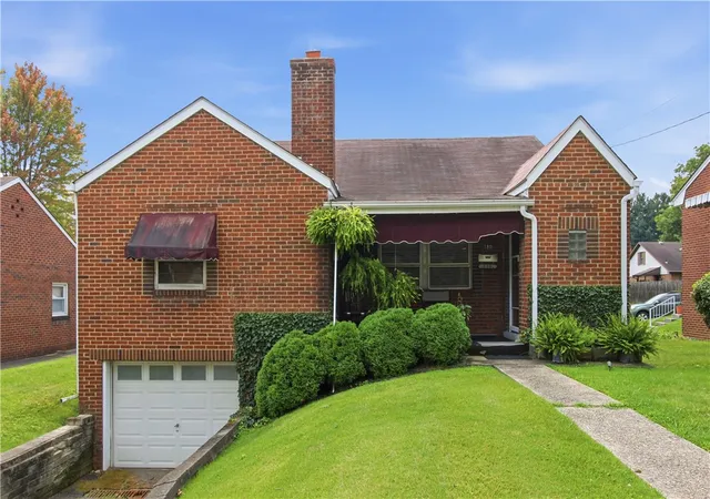 Photo 1 of Single family home for sale at 180 Calvert St, Bridgeville, PA 15017 | MLS# 1769997 | Listing updated on 2026-08-25