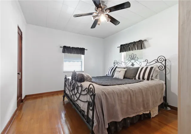 Photo 3 of Single family home for sale at 180 Calvert St, Bridgeville, PA 15017 | MLS# 1769997 | Listing updated on 2026-08-25