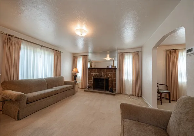 Photo 3 of Sale Pending at 37 Colecrest St, Collier Twp, PA 15106 | MLS# 1770067 | Listing updated on 2026-08-18