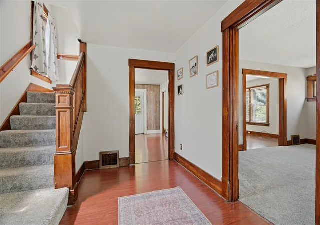 Photo 2 of Single family home for sale at 98 Baker Ave, Hermitage, PA 16148 | MLS# 1770032 | Listing updated on 2026-09-23