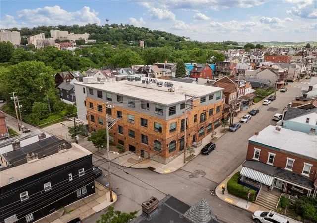 Photo 1 of Condo for sale at 622 Gross St #104, Bloomfield, PA 15224 | MLS# 1770079 | Listing updated on 2026-08-27