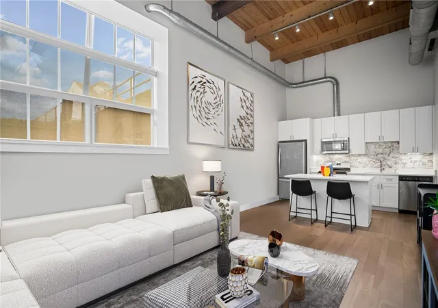 Photo 2 of Condo for sale at 622 Gross St #104, Bloomfield, PA 15224 | MLS# 1770079 | Listing updated on 2026-08-27