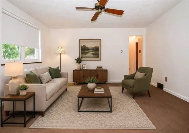 Photo 4 of Single family home for sale at 2105 Ridge Rd, Elizabeth Twp/boro, PA 15135 | MLS# 1770120 | Listing updated on 2026-10-07