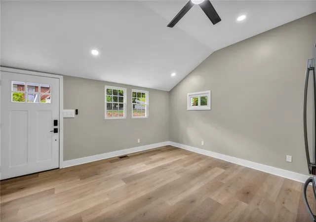 Photo 2 of Single family home for sale at 1305 Terrace St, Bridgeville, PA 15017 | MLS# 1770033 | Listing updated on 2026-08-20