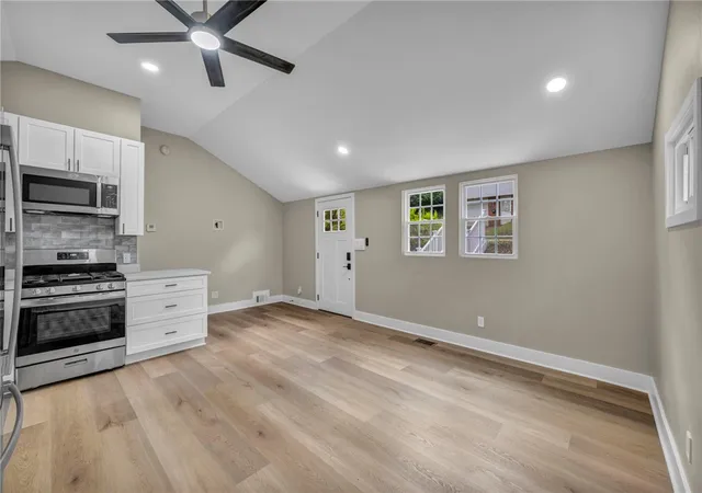Photo 3 of Single family home for sale at 1305 Terrace St, Bridgeville, PA 15017 | MLS# 1770033 | Listing updated on 2026-08-20
