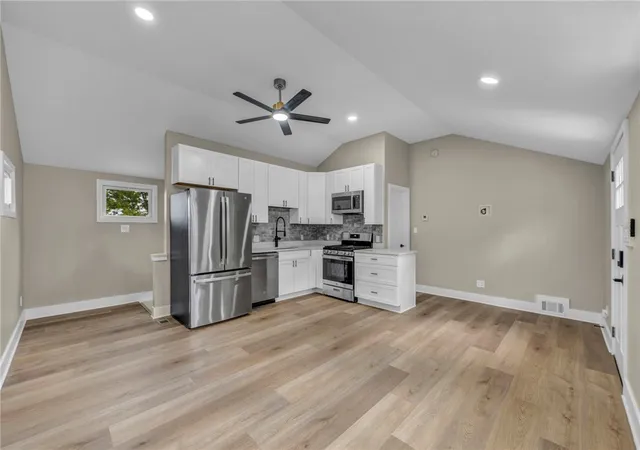 Photo 3 of Single family home for sale at 1305 Terrace St, Bridgeville, PA 15017 | MLS# 1770033 | Listing updated on 2026-08-20